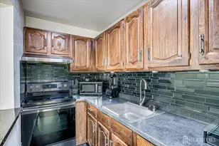 434 Lawrence St, Perth Amboy, NJ 08861 - Photo 13