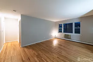 93 Fox Rd, Edison, NJ 08817 - Photo 5