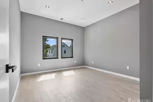 150 Easton Ave, New Brunswick, NJ 08901 - Photo 15