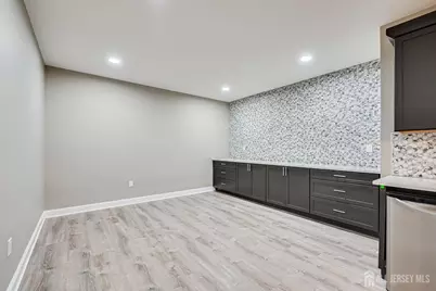2 Eagle Court, South Brunswick Township, NJ 08852 - Photo 57