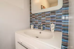 11 Borelle Square, Sayreville, NJ 08859 - Photo 15