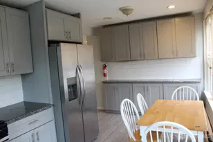 899 Green St, Iselin, NJ 08830 - Photo 7