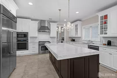 1355 NE Abbott Boulevard, Fort Lee, NJ 07024 - Photo 13