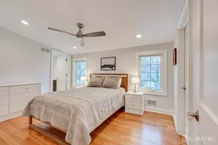 152 4th St, Edison, NJ 08837 - Photo 25