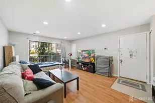 208 Blew Ct, East Brunswick Township, NJ 08816 - Photo 7