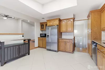 16 Hallo Street, Edison, NJ 08837 - Photo 11