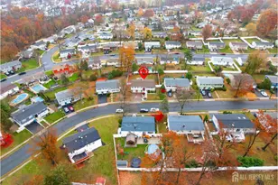 16 Hallo St, Edison, NJ 08837 - Photo 37