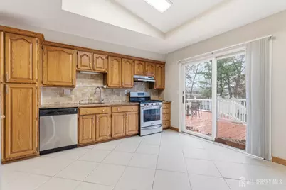 16 Hallo Street, Edison, NJ 08837 - Photo 9