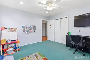 16 Hallo St, Edison, NJ 08837 - Photo 21