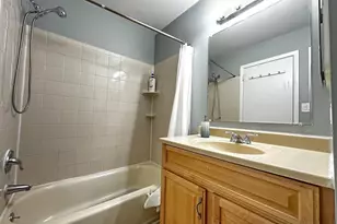 107 Thoreau Dr, Plainsboro Township, NJ 08536 - Photo 25