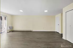 400 Cranbury Rd, East Brunswick Township, NJ 08816 - Photo 5