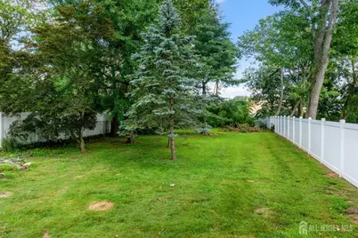 1775 W 5th Street, Piscataway Township, NJ 08854 - Photo 17