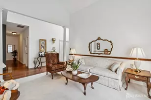 6 Holly Manor Ct, Helmetta, NJ 08828 - Photo 5