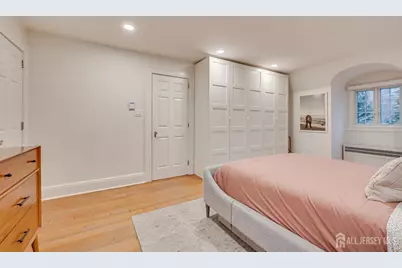 143 Lake Avenue, Metuchen, NJ 08840 - Photo 35