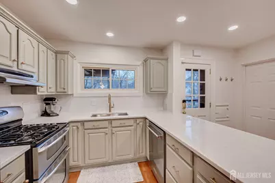 143 Lake Avenue, Metuchen, NJ 08840 - Photo 31