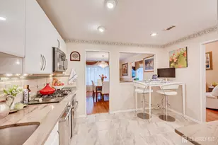 114 Coppertree Ct, Edison, NJ 08820 - Photo 15