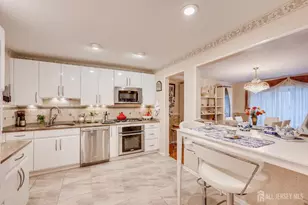 114 Coppertree Ct, Edison, NJ 08820 - Photo 13