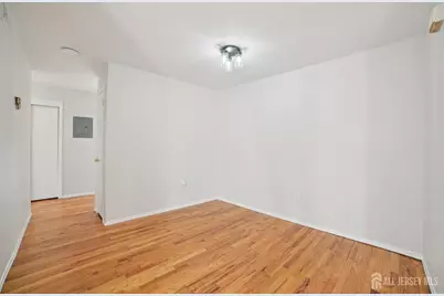 323 Gill Lane #11C, Iselin, NJ 08830 - Photo 3