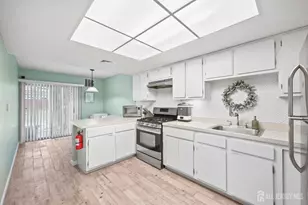 69 Percival Ct, Old Bridge Township, NJ 08857 - Photo 9