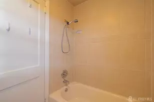 1088 S Boyd Pkwy, North Brunswick Township, NJ 08902 - Photo 21