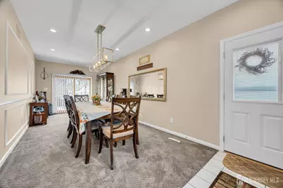 407 Clinton Avenue, Middlesex, NJ 08846 - Photo 21