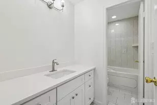 21 Wellington Ct, Sayreville, NJ 08872 - Photo 25