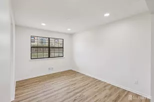 21 Wellington Ct, Sayreville, NJ 08872 - Photo 15