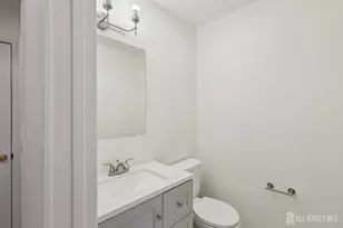 21 Wellington Ct, Sayreville, NJ 08872 - Photo 17