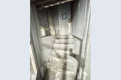 36 Winfield Avenue, Jersey City, NJ 07305 - Photo 25