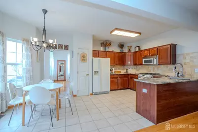 6 Barlow Court, Plainsboro Township, NJ 08536 - Photo 5