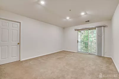 936 Waterford Drive, Edison, NJ 08817 - Photo 9