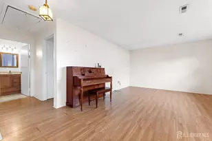 26 Galewood Dr, Matawan, NJ 07747 - Photo 9