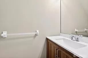 70 Hampshire Dr, Plainsboro Township, NJ 08536 - Photo 15