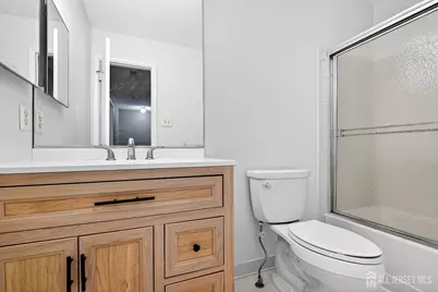 70 Hampshire Drive, Plainsboro Township, NJ 08536 - Photo 23