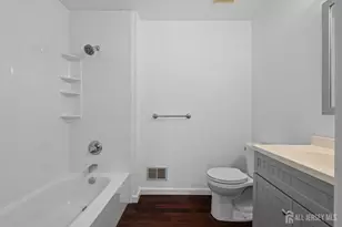 12 Kingston Run, North Brunswick Township, NJ 08902 - Photo 13