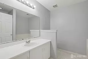 1608 Cypress Ln, East Brunswick Township, NJ 08816 - Photo 11