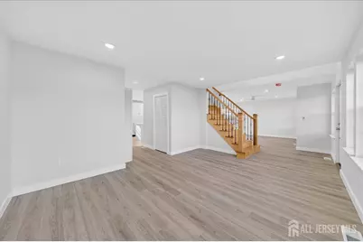 101 Saint Stephens Avenue, Woodbridge Township, NJ 08832 - Photo 17