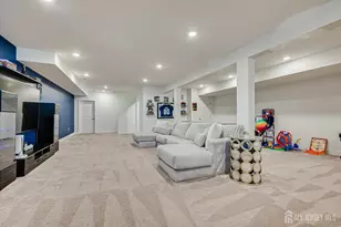 1001 Navigator Ave, Marlboro Township, NJ 07746 - Photo 27