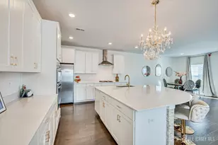 1001 Navigator Ave, Marlboro Township, NJ 07746 - Photo 7