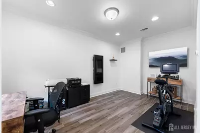 227 Bradley Drive, Wood Ridge, NJ 07075 - Photo 5