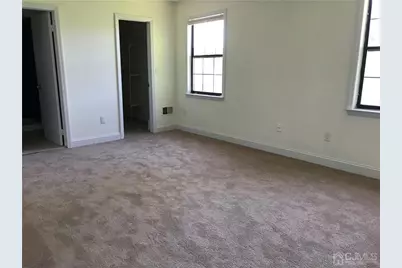 10 Dogwood Drive, Edison, NJ 08820 - Photo 9