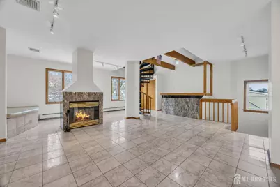 128 E Colfax Avenue E, Roselle Park, NJ 07204 - Photo 3