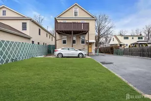 128 E Colfax Ave E, Roselle Park, NJ 07204 - Photo 21