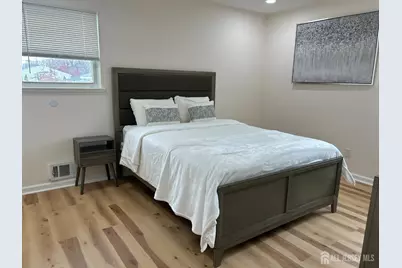 106 Boulevard W, Old Bridge Township, NJ 07735 - Photo 21