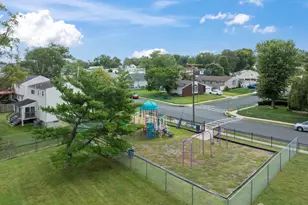 106 Boulevard W, Old Bridge Township, NJ 07735 - Photo 31