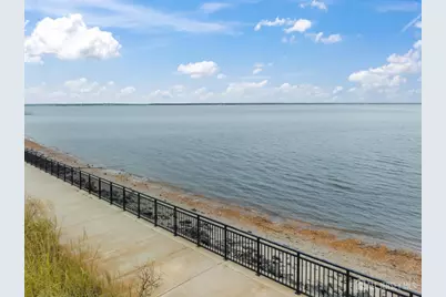 106 Boulevard W, Old Bridge Township, NJ 07735 - Photo 5