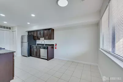 1314 Edison Glen Terrace, Edison, NJ 08837 - Photo 9