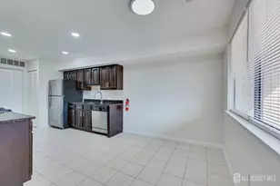 1314 Edison Glen Terrace, Edison, NJ 08837 - Photo 9