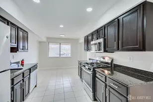 1314 Edison Glen Terrace, Edison, NJ 08837 - Photo 11