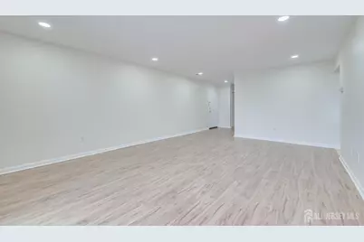 1314 Edison Glen Terrace, Edison, NJ 08837 - Photo 23